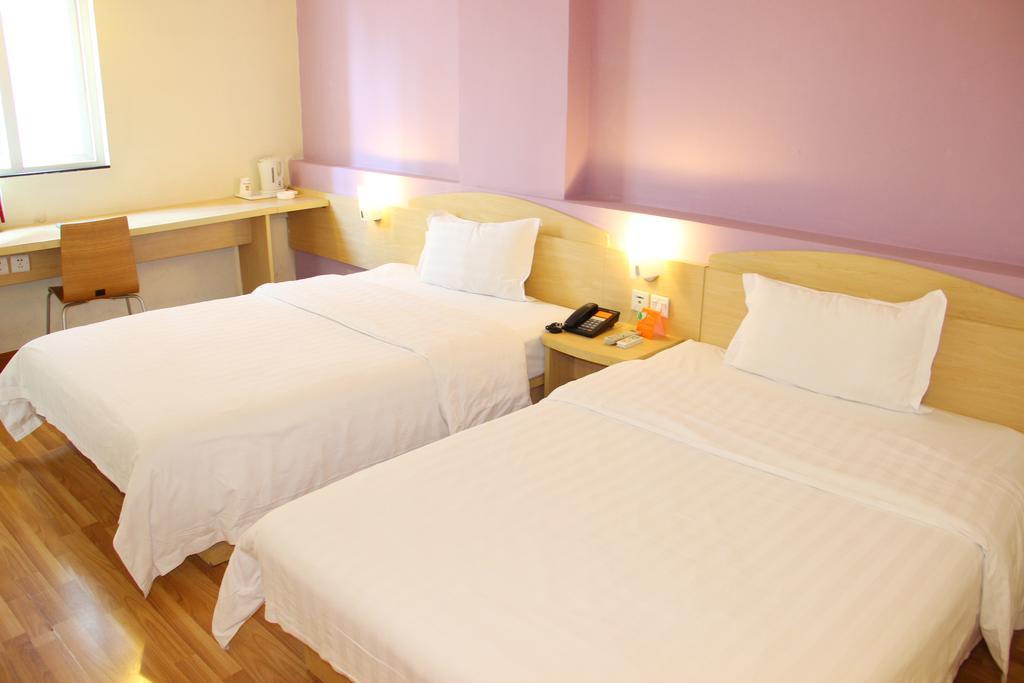 7Days Inn Guangzhou Zhongda North Gate Square Værelse billede