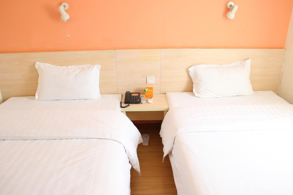 7Days Inn Guangzhou Zhongda North Gate Square Værelse billede