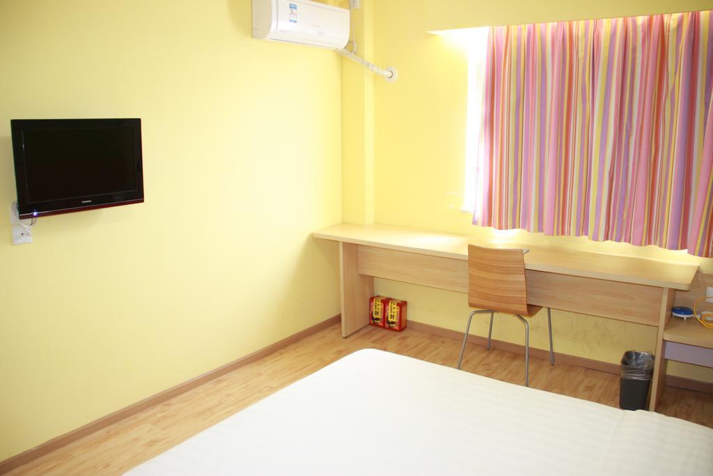 7Days Inn Guangzhou Zhongda North Gate Square Eksteriør billede