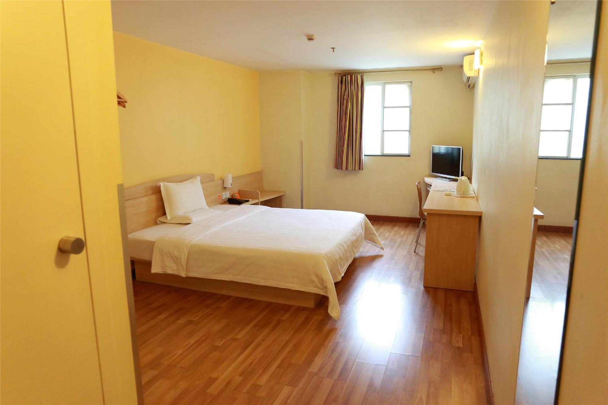 7Days Inn Guangzhou Zhongda North Gate Square Eksteriør billede