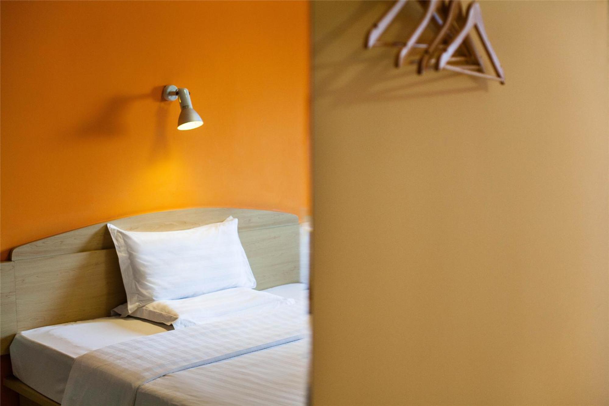 7Days Inn Guangzhou Zhongda North Gate Square Eksteriør billede